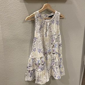 Forever 21 sleeves floral top- New